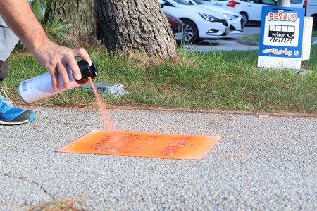 POSTAVITEV TABLE IN TALNIH OZNAK PEŠBUS PRI KEKCU 02 FOTO LJUBO VUKELIČ